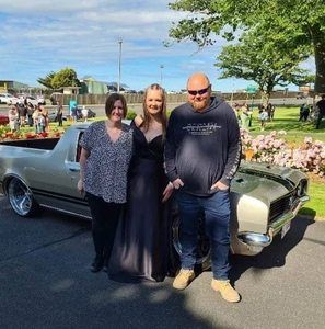 Meet your Posher, Leila